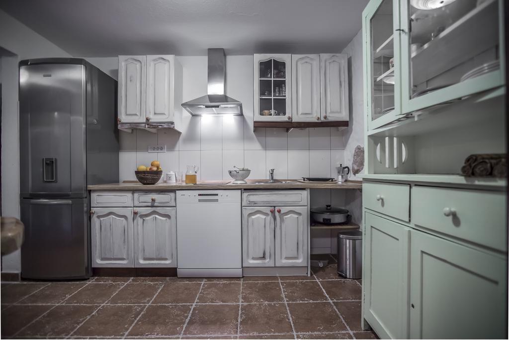 Apartments Villa Kras Krk มาลินสกา ภายนอก รูปภาพ